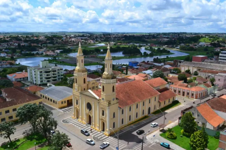Castro (PR): Prefeitura contrata banca — Prefeitura contrata banca organizadora para novo concurso na área da saúde