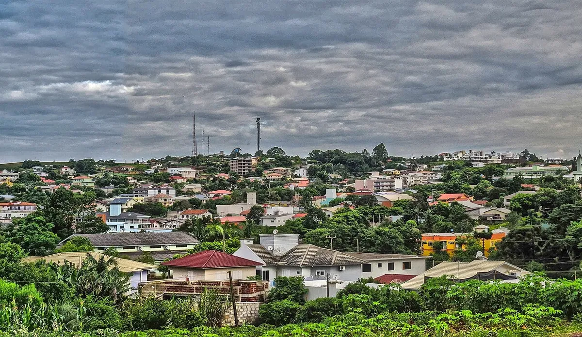 Iporã do Oeste (SC): Prefeitura lança edital — Prefeitura abre concurso público com 5 vagas, cadastro reserva e salários de até R$ 19.265,80