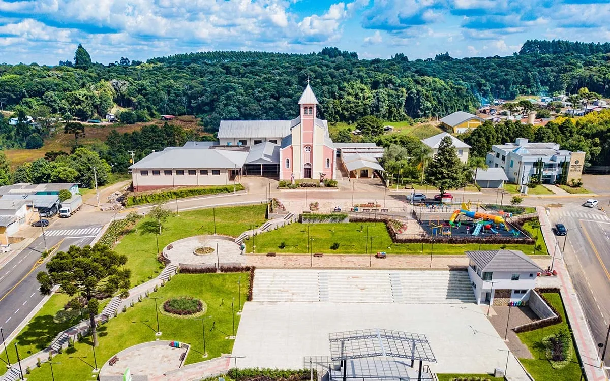 Itapuca (RS): Prefeitura abre concurso com 51 vagas — Prefeitura abre concurso público com 51 vagas em 29 cargos e salários de até R$ 9.495,82