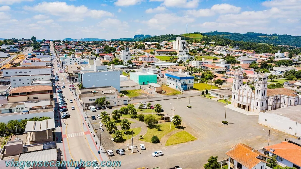 Pouso Redondo (SC): Prefeitura contrata banca — Prefeitura abre licitação para contratar banca do próximo processo seletivo, com 26 cargos em cadastro reserva