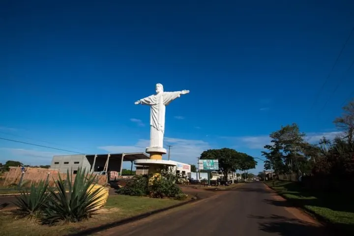Querência do Norte (PR): Prefeitura contrata banca — Prefeitura contrata banca para novo concurso com salários de até R$ 15,9 mil