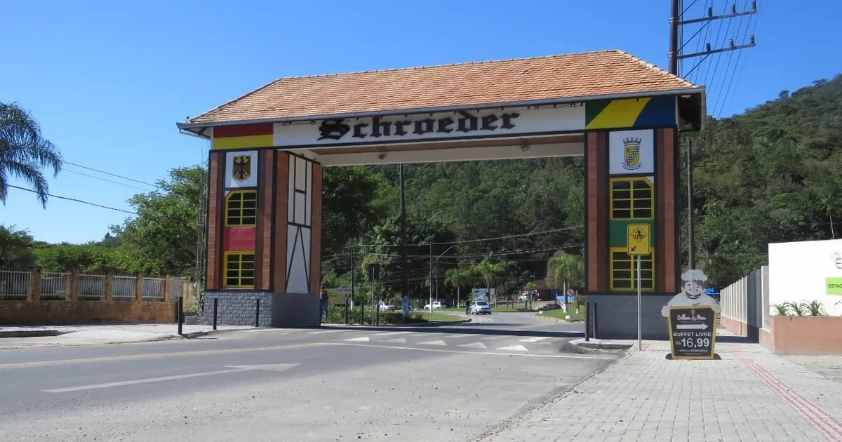 Schroeder (SC): Prefeitura contrata banca para concurso — Prefeitura contrata o Instituto Tupy para o próximo concurso público, com 103 vagas e cadastro reserva